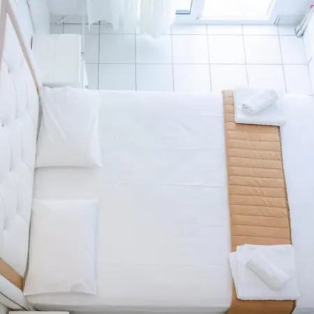 Apostolidis מלון דירות 3*